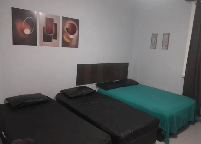 Kitnet 4 Guaruja